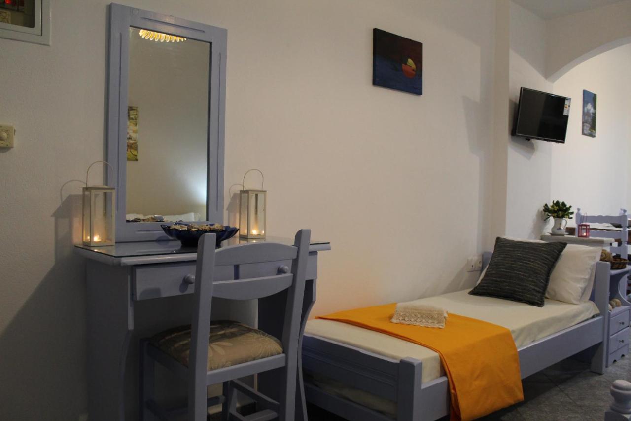 Vakis Apartments Romanon Exteriör bild